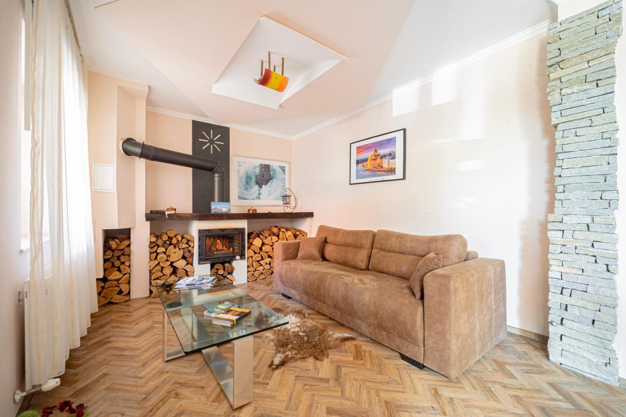 B48 Bigflat - Kenyelem 130 M2 En Βίλα Törökbálint Εξωτερικό φωτογραφία